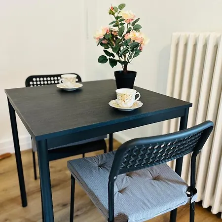 Lägenhet Cosy Proche De Paris